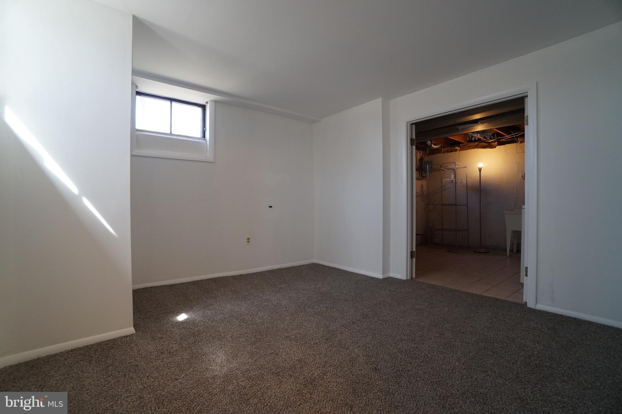 8602 Chapel View Road Ellicott City, MD 21043 - Photo 20 of 34