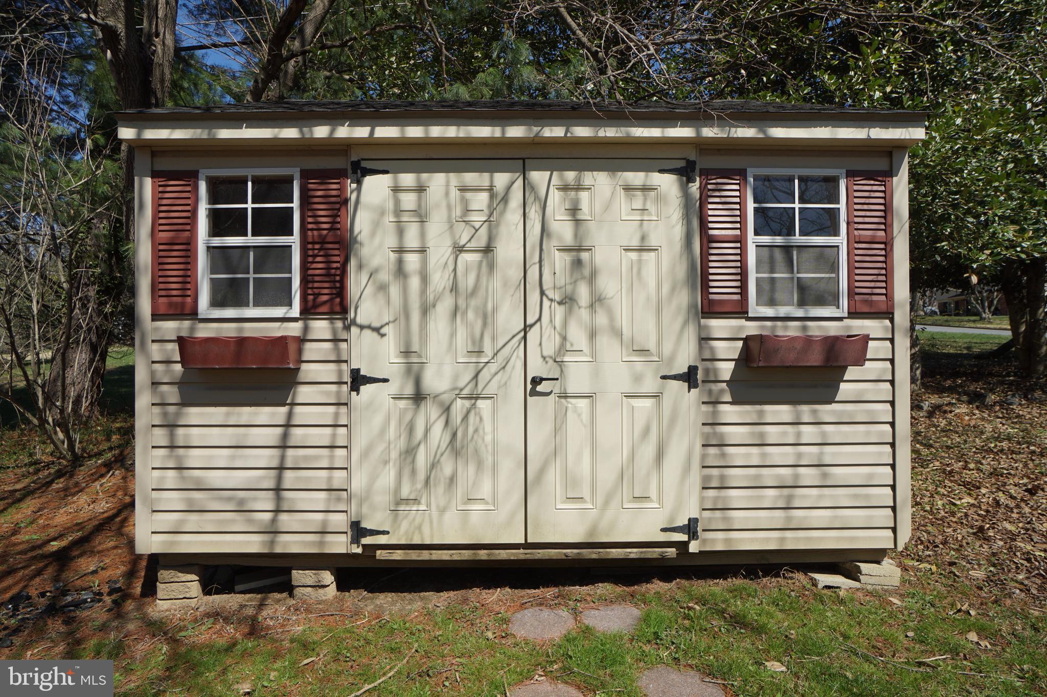 8602 Chapel View Road Ellicott City, MD 21043 - Photo 25 of 34