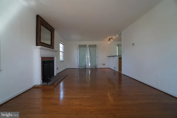 $3,200 | 8602 Chapel View Road, Ellicott City, MD 21043