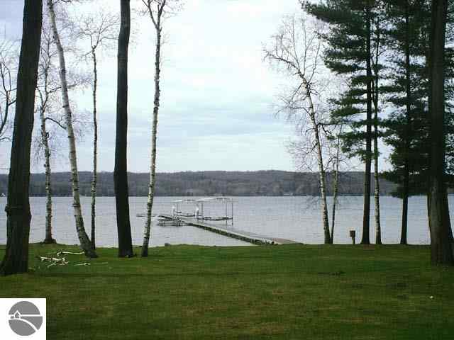 304 South Intermediate Lake Road Central Lake, MI 49622 - Photo 8 of 16 1744838-7.JPG