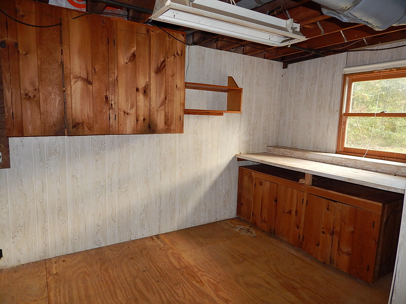 144 Scraggy Neck Road Cataumet, MA 02534 - Photo 19 of 25 Work Shop