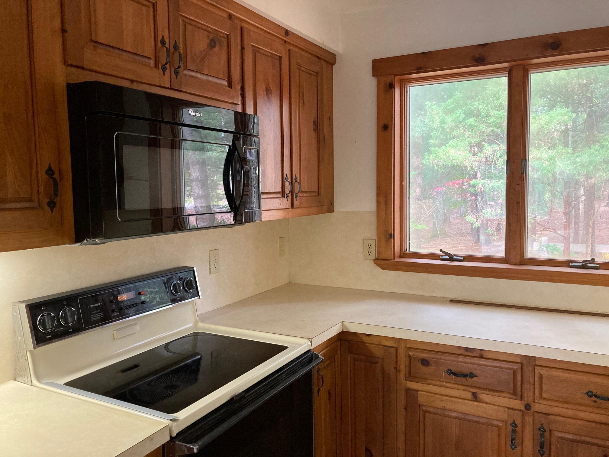 144 Scraggy Neck Road Cataumet, MA 02534 - Photo 6 of 25 Kitchen