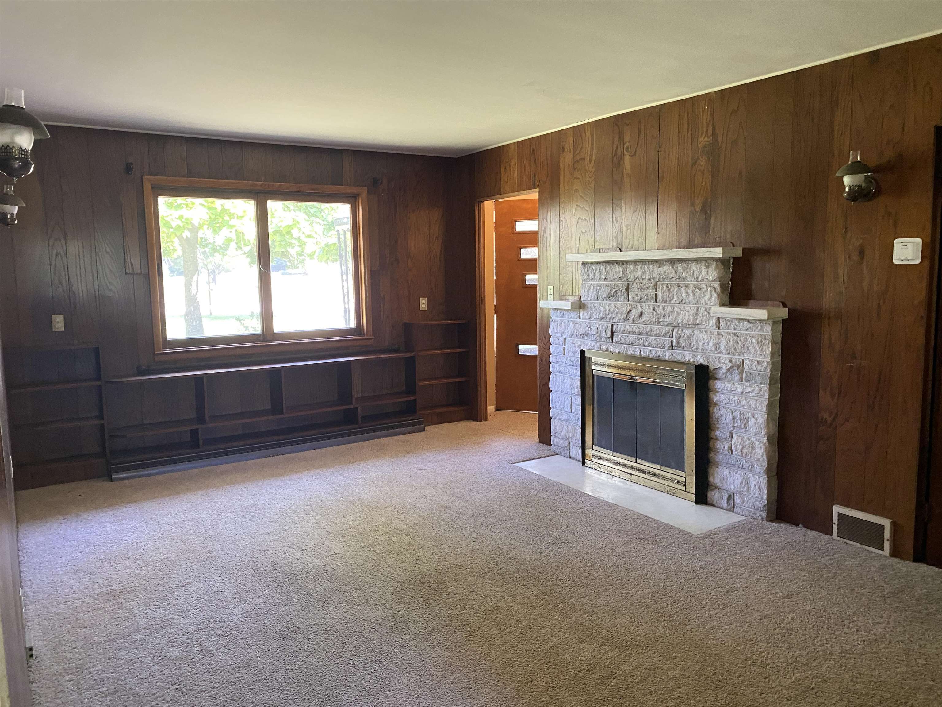8076 Bray Road Vassar, MI 48768 - Photo 6 of 21