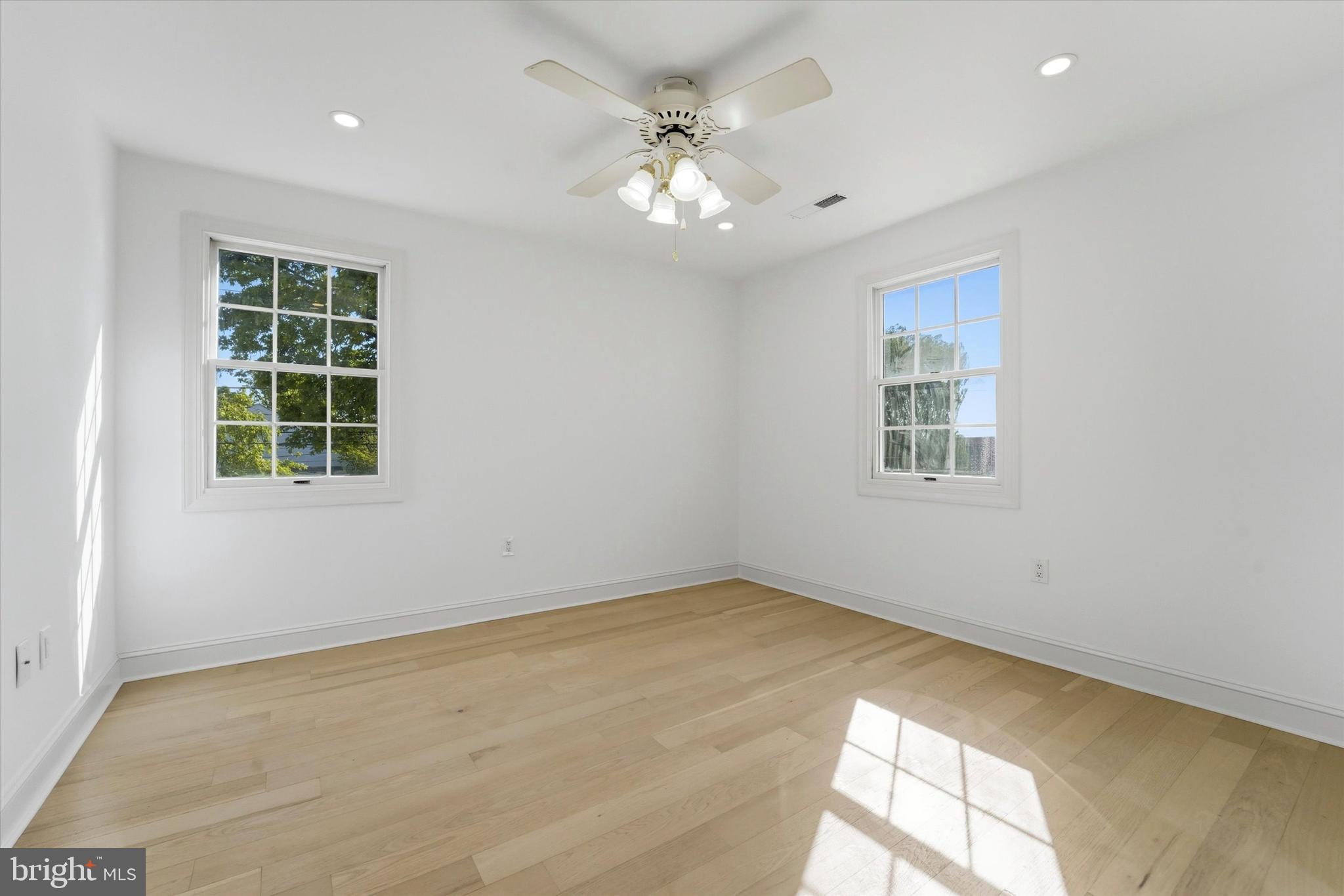 3109 Willits Road Philadelphia, PA 19114 - Photo 15 of 27 Gallery Image 15