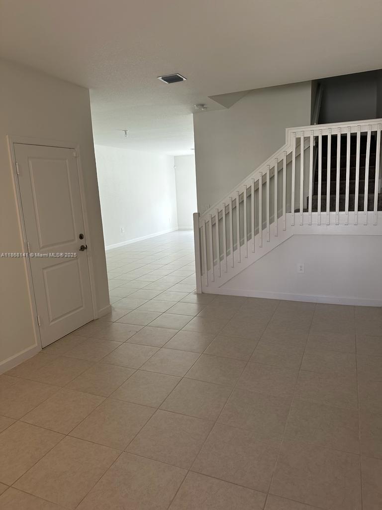 11926 Southwest 245 Terrace Homestead, FL 33032 - Photo 4 of 43