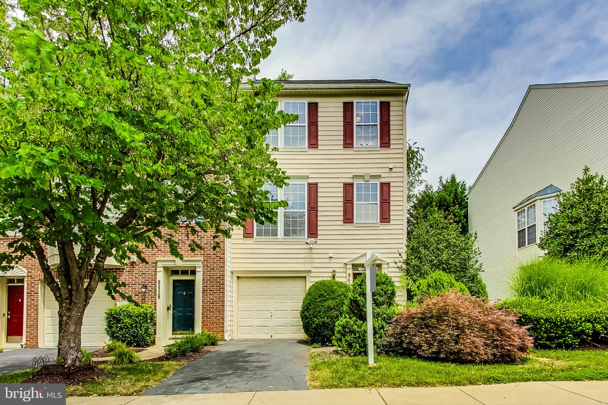 9416 Singleton Place Frederick, MD 21704 - Photo 2 of 43