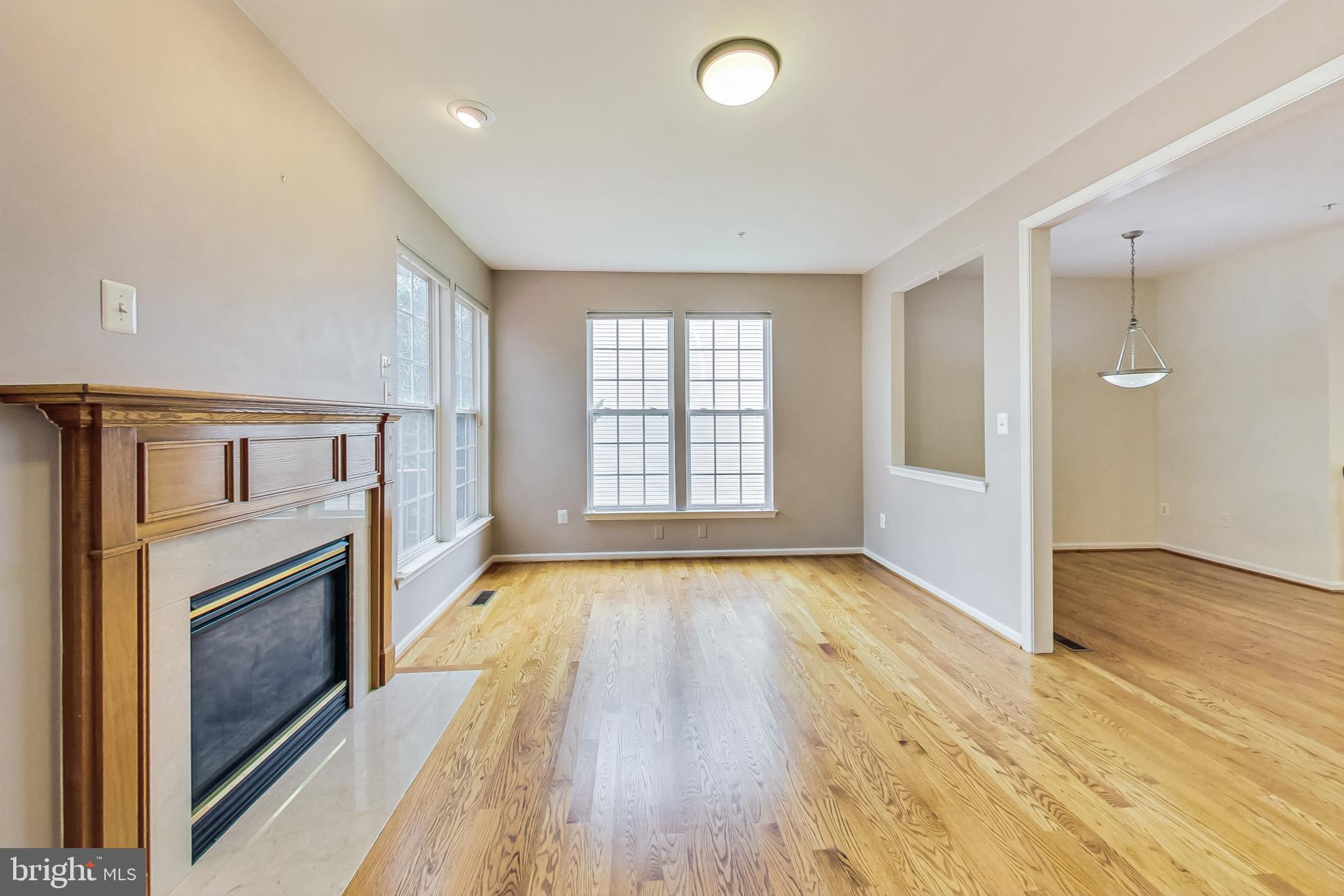 9416 Singleton Place Frederick, MD 21704 - Photo 9 of 43