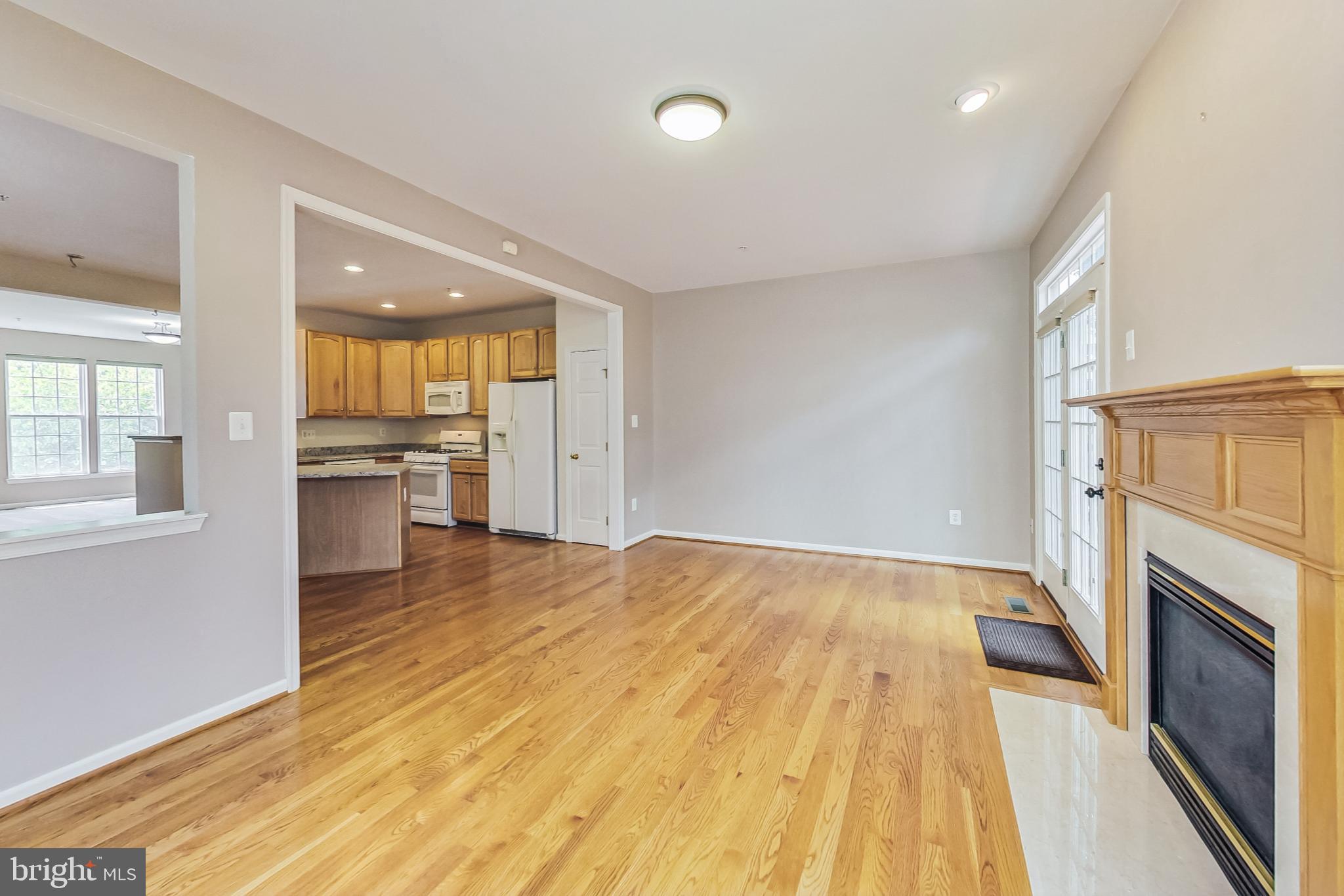 9416 Singleton Place Frederick, MD 21704 - Photo 10 of 43