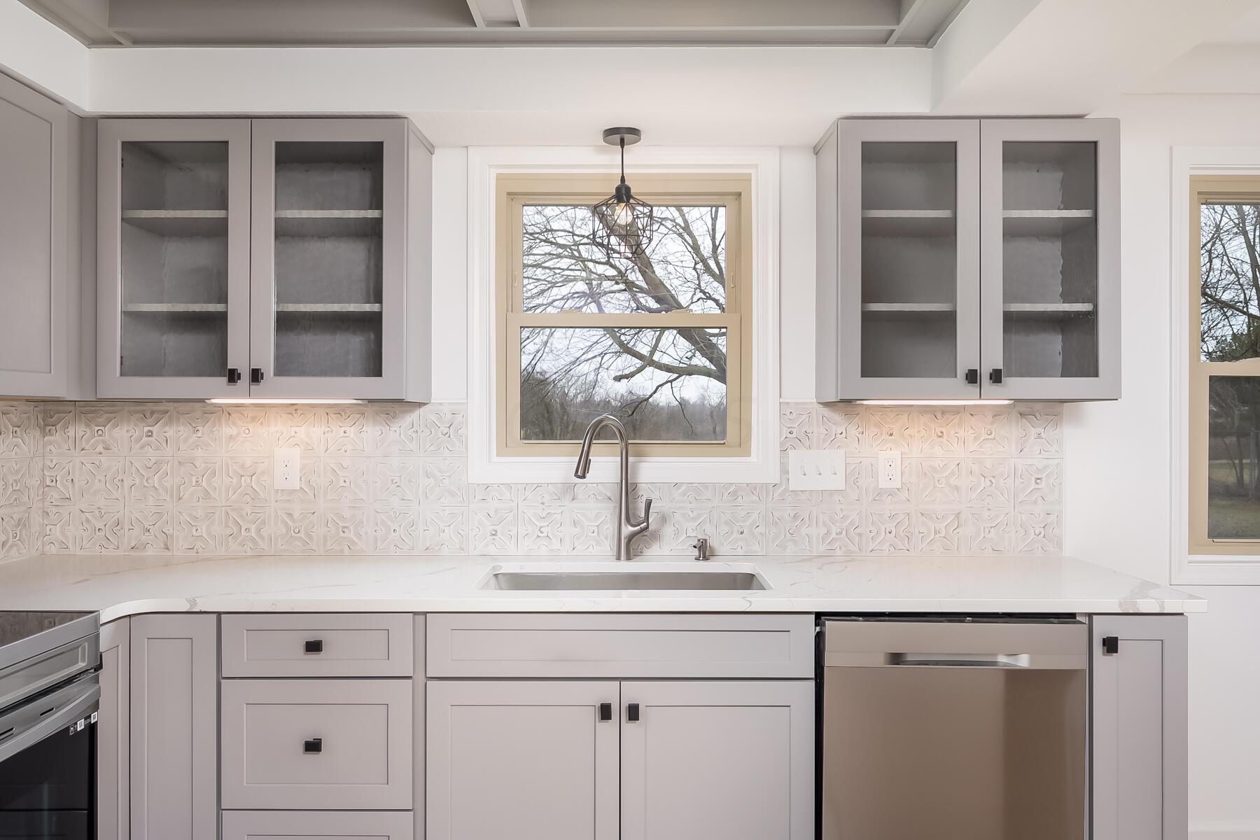 6001 Moore Road Delaware, OH 43015 - Photo 12 of 39 Kitchen