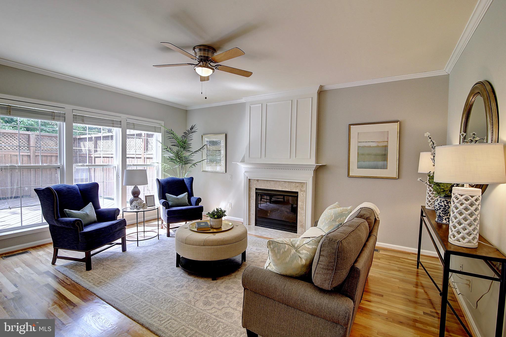 2451 Arctic Fox Way Reston, VA 20191 - Photo 16 of 40 Family Room