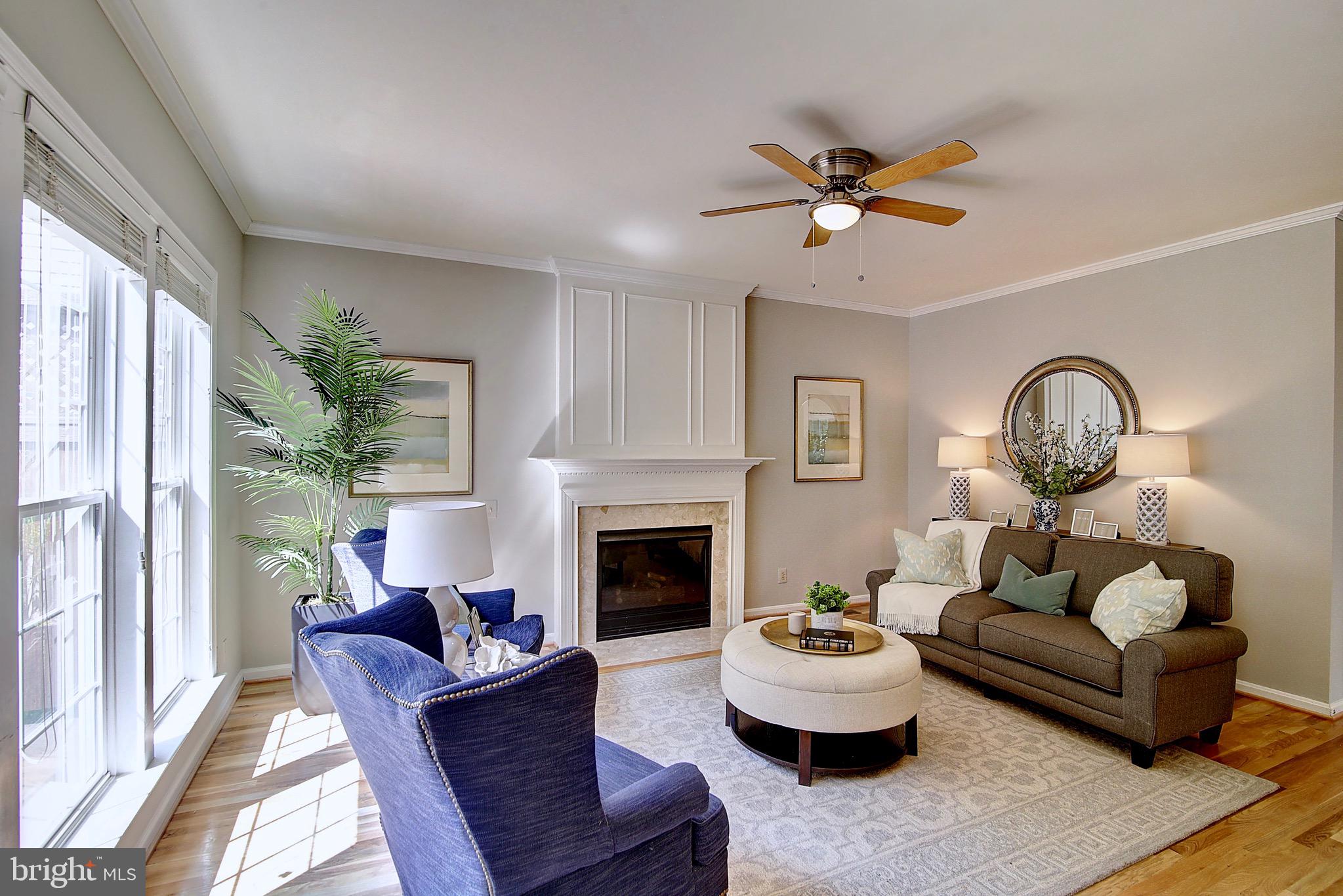2451 Arctic Fox Way Reston, VA 20191 - Photo 17 of 40 Family Room