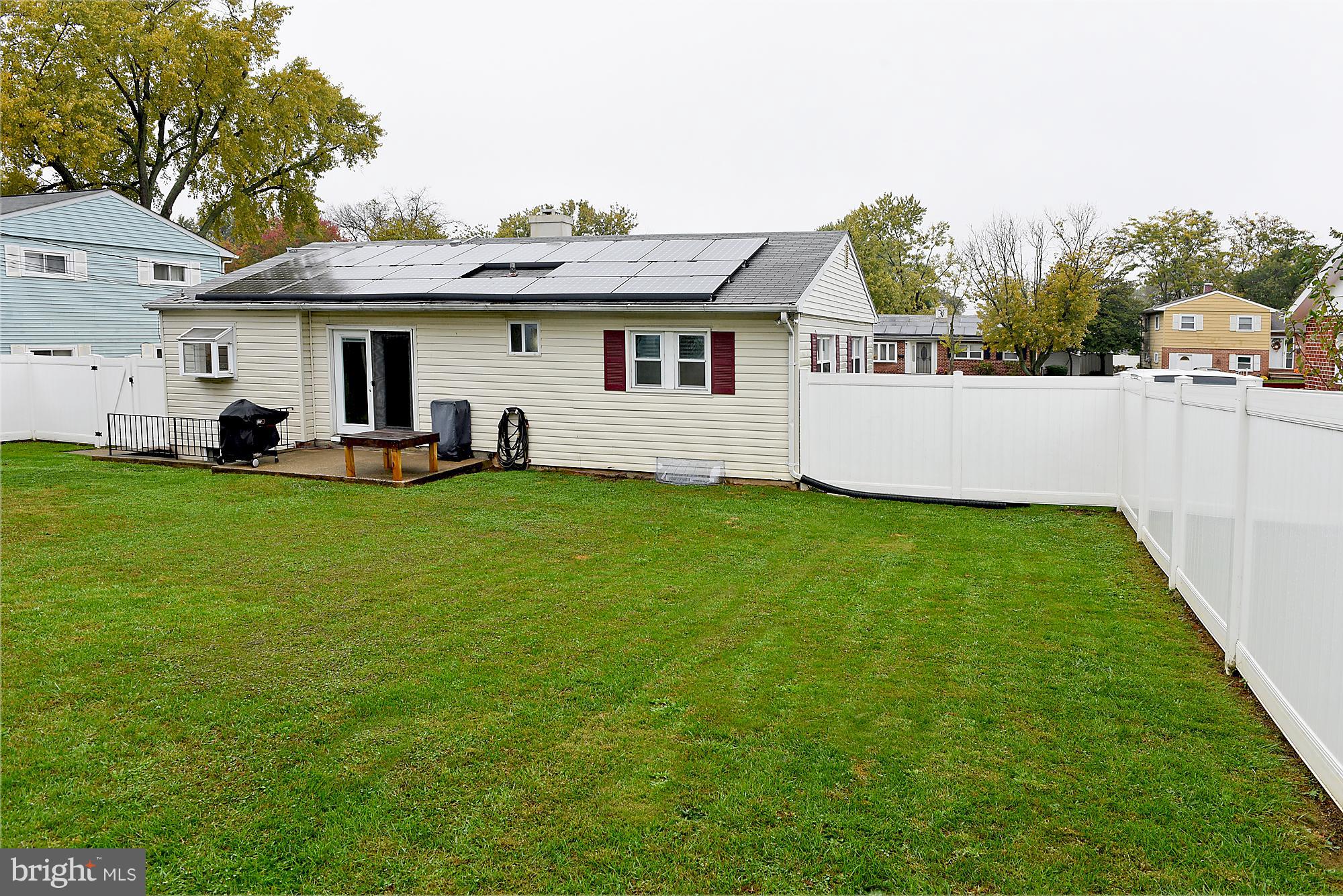 1013 Crosby Road Catonsville, MD 21228 - Photo 28 of 30 Large flat grassy back yard!