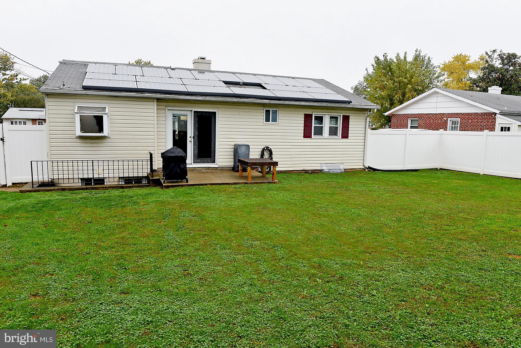 1013 Crosby Road Catonsville, MD 21228 - Photo 29 of 30 Large flat grassy back yard!