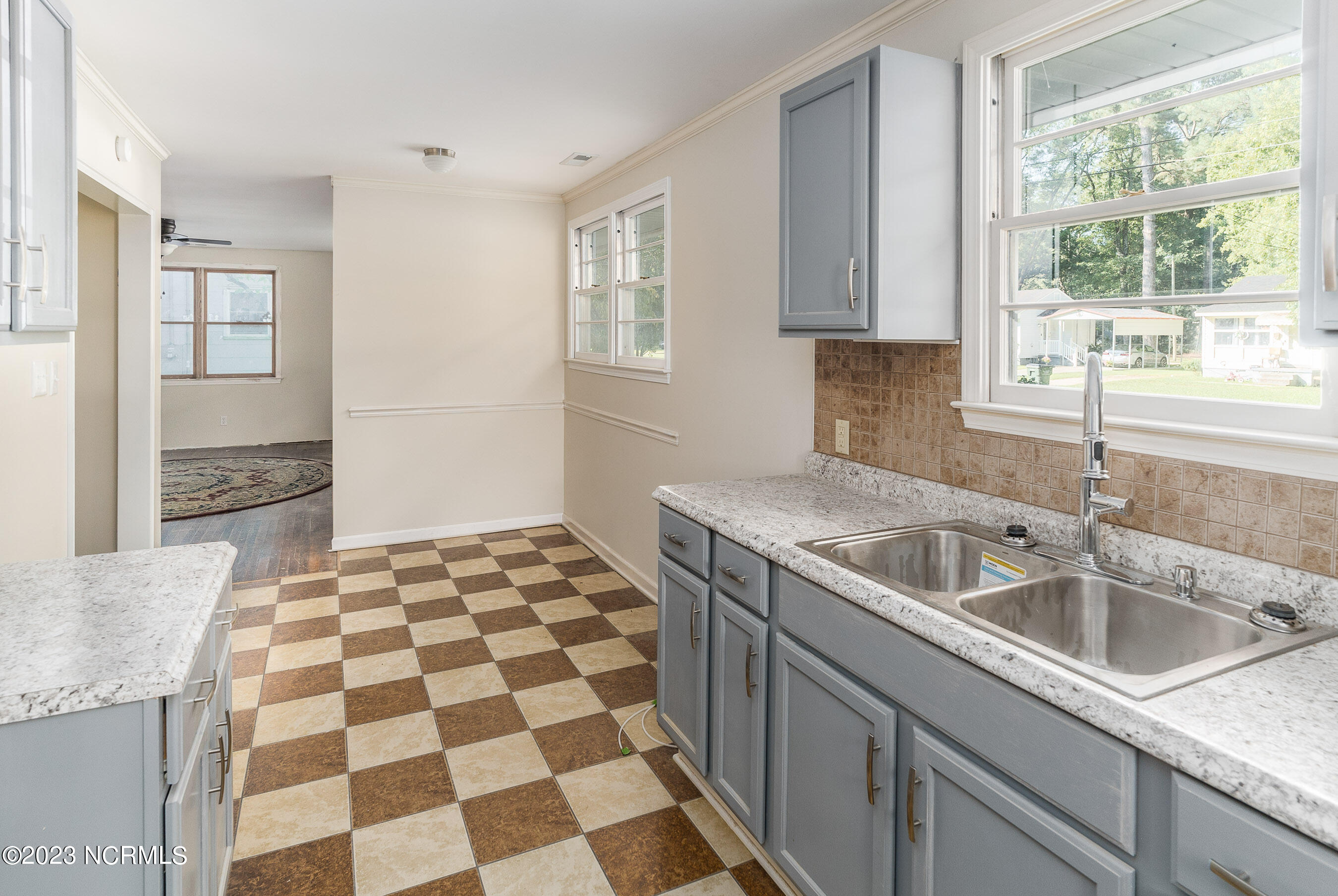 2326 Briarfield Road Kinston, NC 28501 - Photo 10 of 23 20230911 MLS L_Skinner 2326 Briarfield R