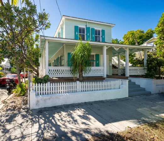 $1,950,000 | 530 White Street, Key West, FL 33040