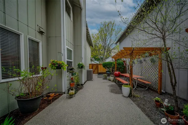 $525,000 | 4684 Barrington Lane Southeast, Olympia, WA 98513