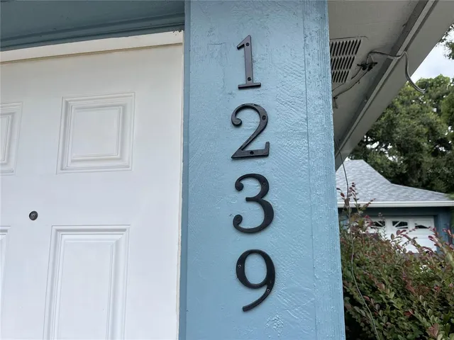 a view of a entryway