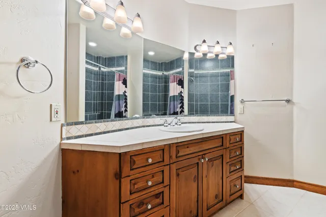 $1,479,000 | 270 Black Bear Drive, Gypsum, CO 81637