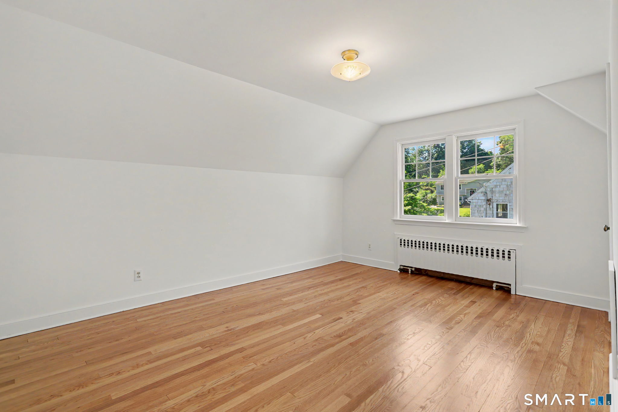 312 Bennett Street Fairfield, CT 06825 - Photo 26 of 40