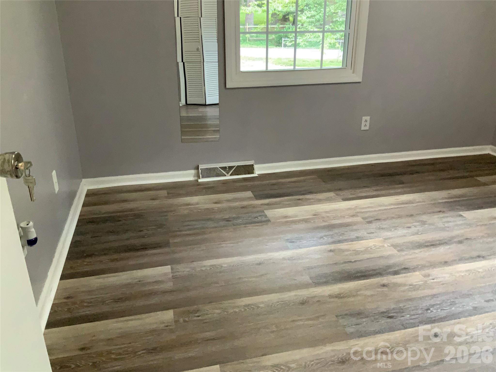 44 Rathfarnham Road Asheville, NC 28803 - Photo 17 of 38