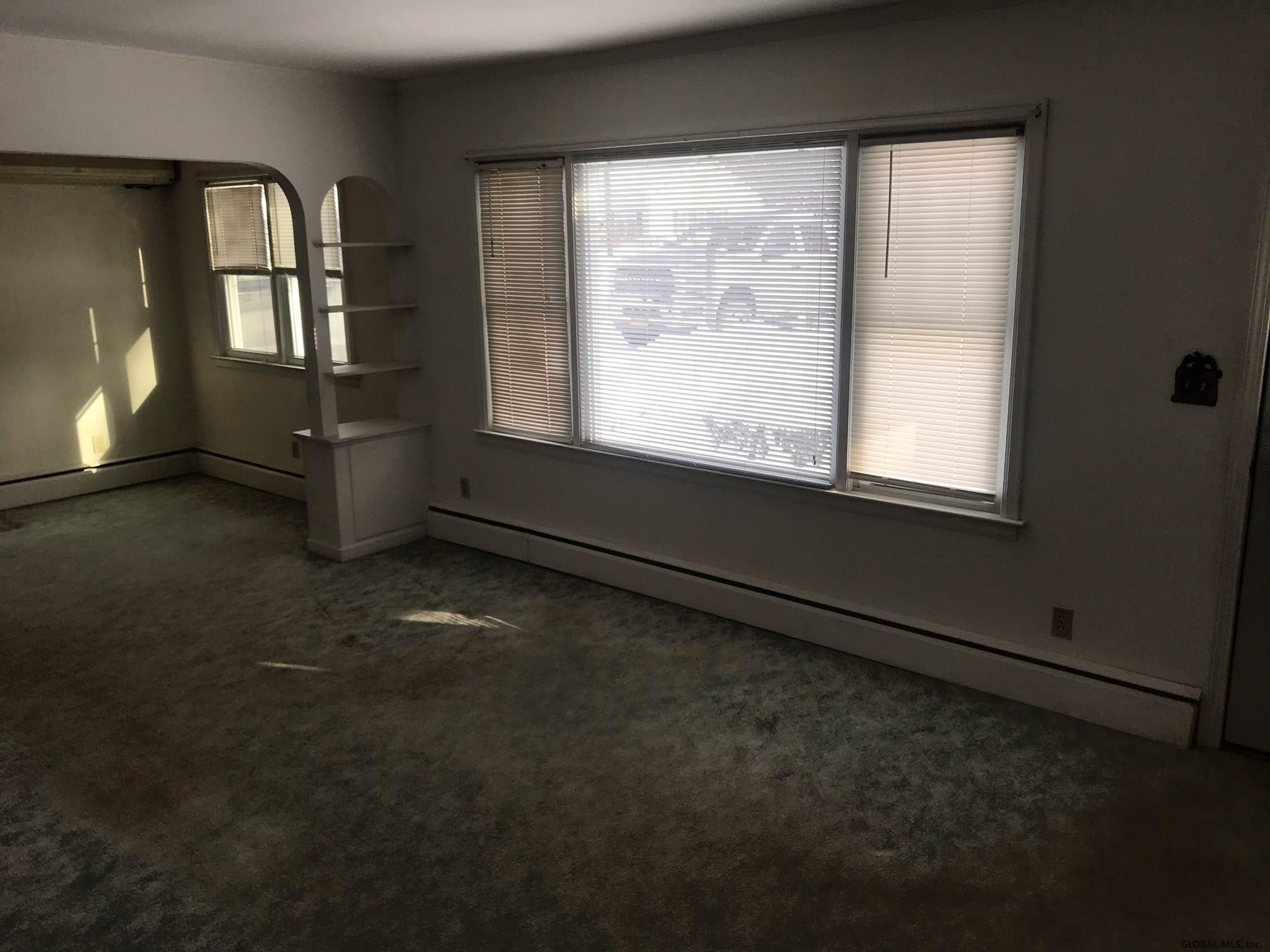 4 Weiser Street Bethlehem, NY 12077 - Photo 3 of 11 Photo 3