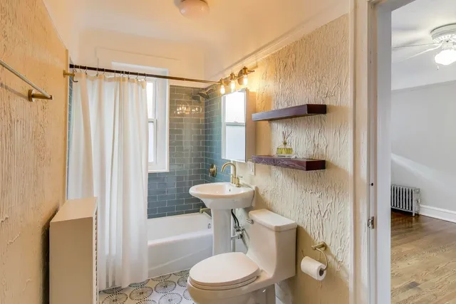 $349,900 | 3836 North Richmond Street, Unit 1N, Chicago, IL 60618