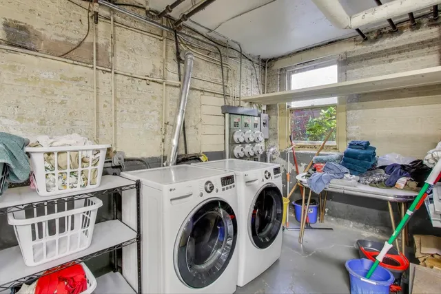 $349,900 | 3836 North Richmond Street, Unit 1N, Chicago, IL 60618