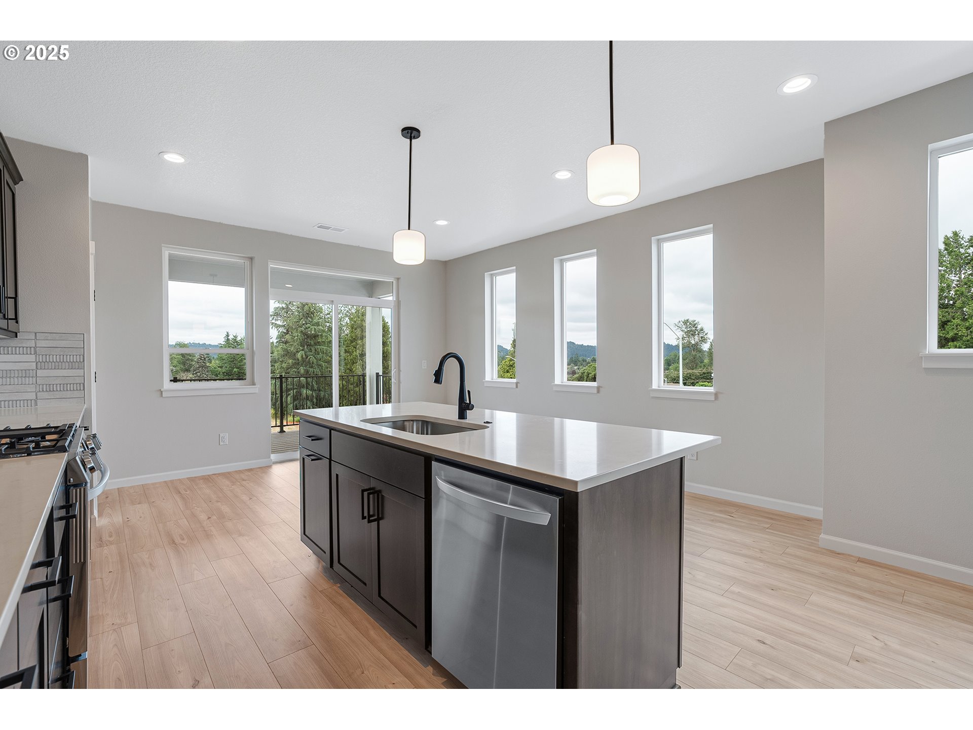 4636 Southeast 2nd Street Gresham, OR 97080 - Photo 14 of 36