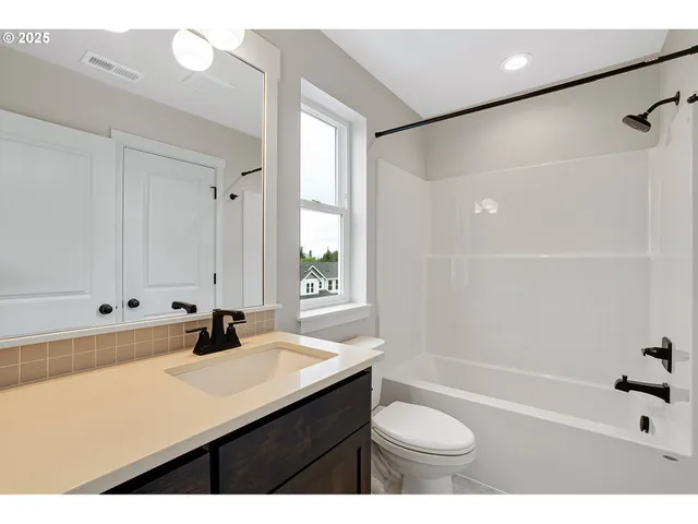 $514,960 | 4636 Southeast 2nd Street, Gresham, OR 97080