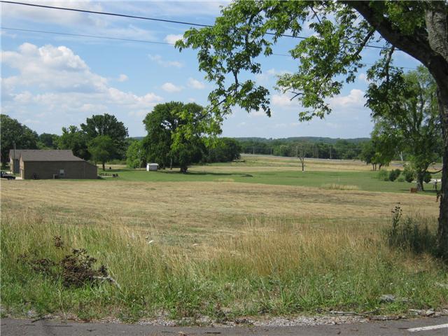 3 Hamilton Road Lebanon, TN 37087 - Photo 3 of 10 Another view of property.