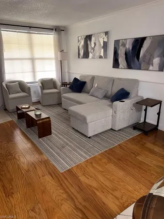 $1,900 | 5395 Treetops Drive, Unit I, Naples, FL 34113