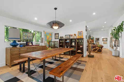 $2,199,000 | 5051 Noble Avenue, Sherman Oaks, CA 91403