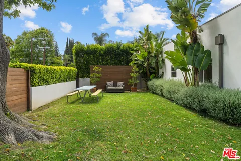 $2,199,000 | 5051 Noble Avenue, Sherman Oaks, CA 91403