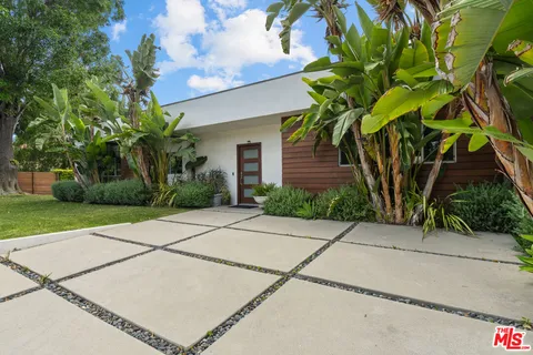 $2,199,000 | 5051 Noble Avenue, Sherman Oaks, CA 91403