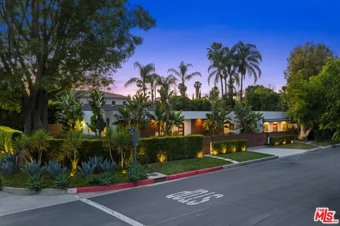 $2,199,000 | 5051 Noble Avenue, Sherman Oaks, CA 91403