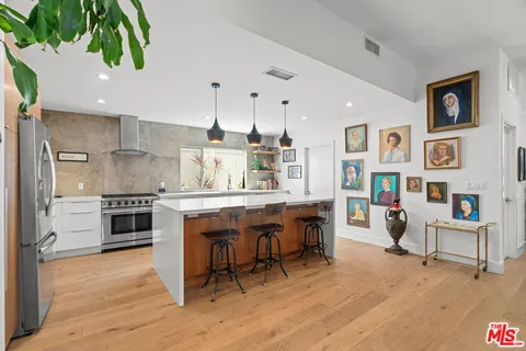 $2,199,000 | 5051 Noble Avenue, Sherman Oaks, CA 91403