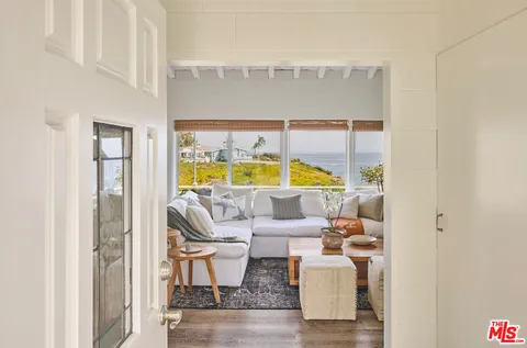 $19,450,000 | 6734 Zumirez Drive, Malibu, CA 90265