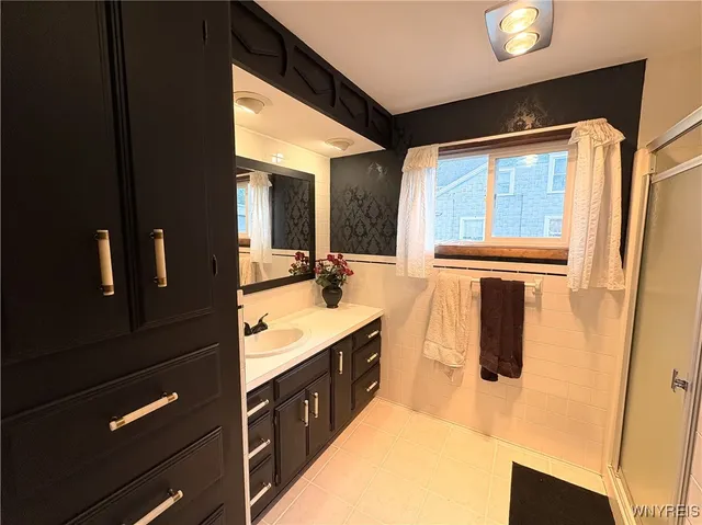 $250,000 | 10 Windsor Street, Attica, NY 14011