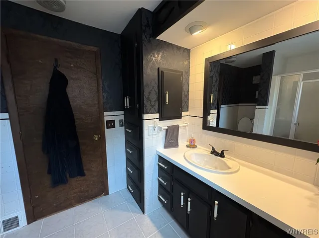 $250,000 | 10 Windsor Street, Attica, NY 14011