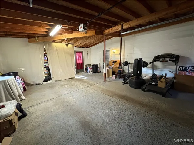 $250,000 | 10 Windsor Street, Attica, NY 14011