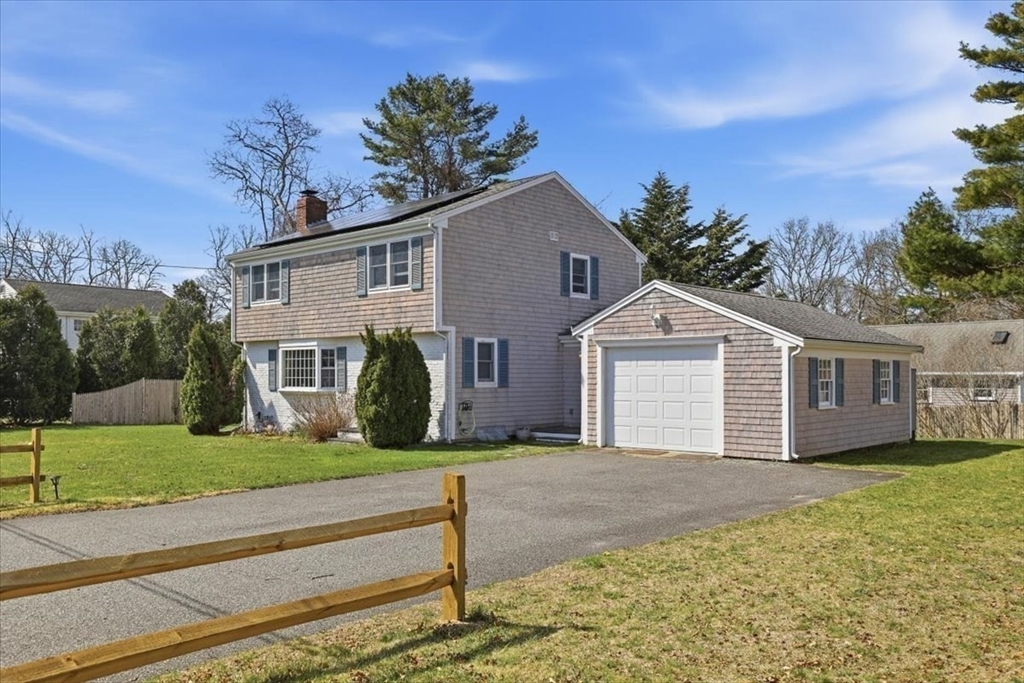 31 Icehouse Road Yarmouth, MA 02664 - Photo 1 of 37 Gallery Image 1