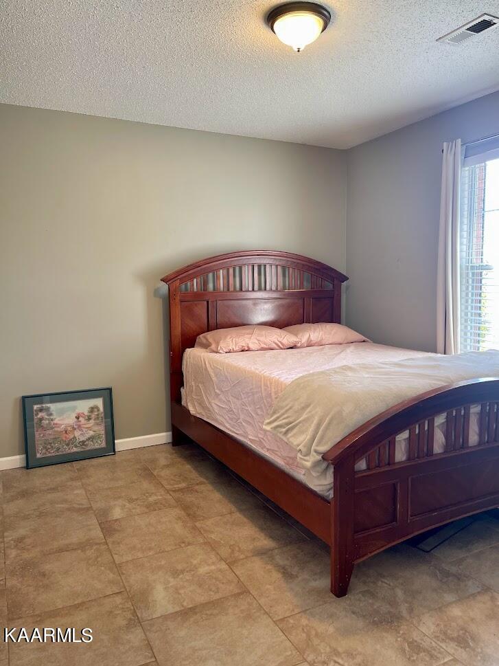 8017 Stablegate Way Powell, TN 37849 - Photo 13 of 18 IMG_2717