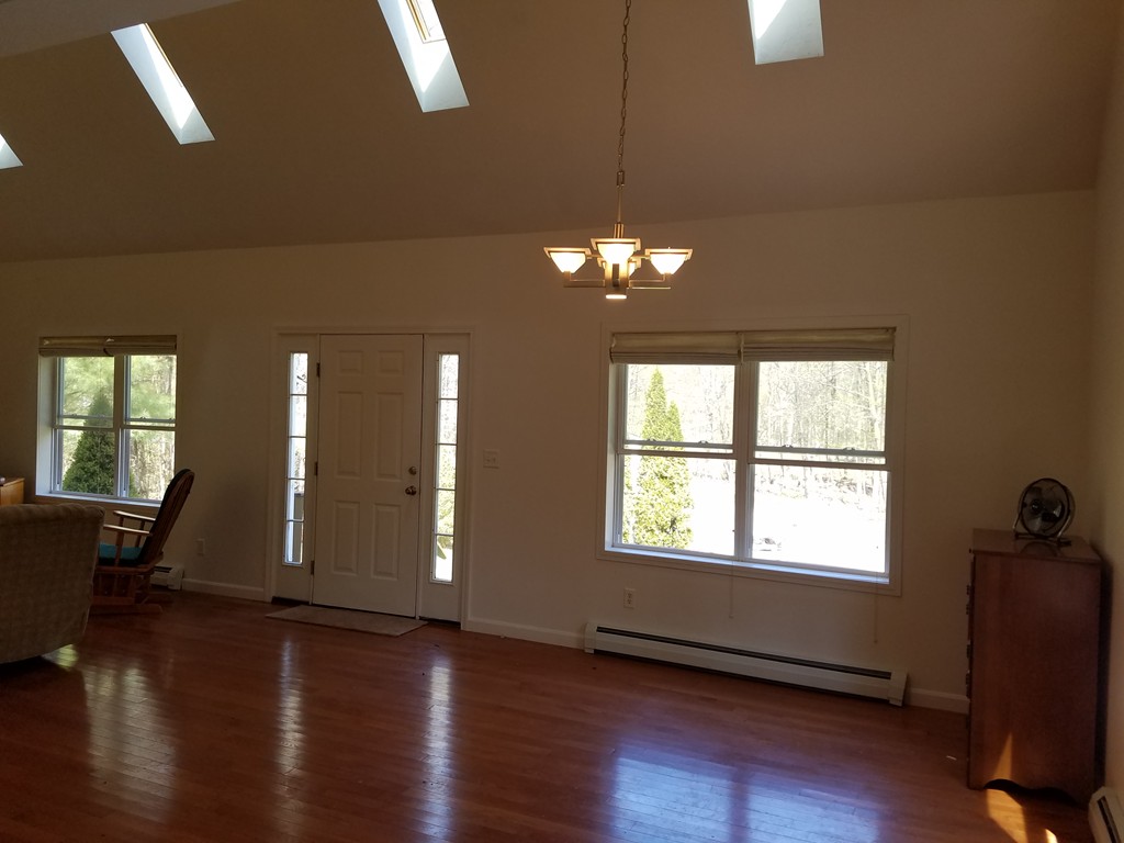 37 Healdville Road Hubbardston, MA 01452 - Photo 12 of 13 Gallery Image 12