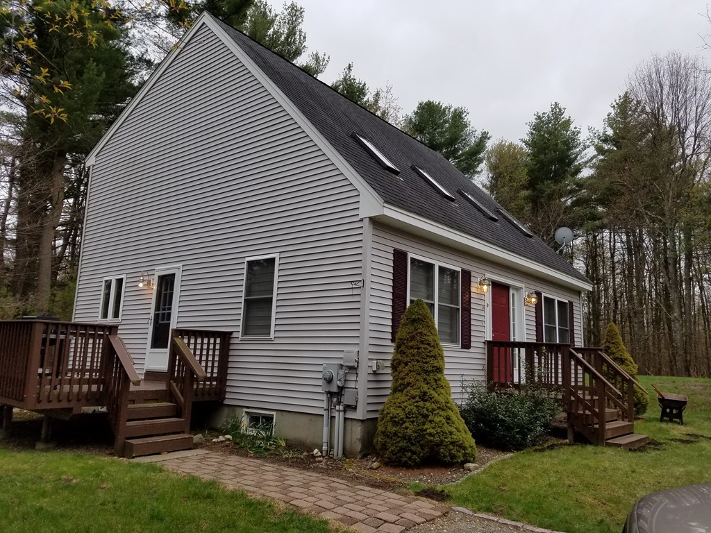 37 Healdville Road Hubbardston, MA 01452 - Photo 2 of 13 Gallery Image 2