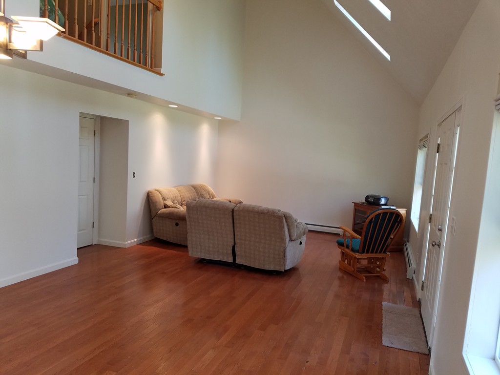 37 Healdville Road Hubbardston, MA 01452 - Photo 5 of 13 Gallery Image 5