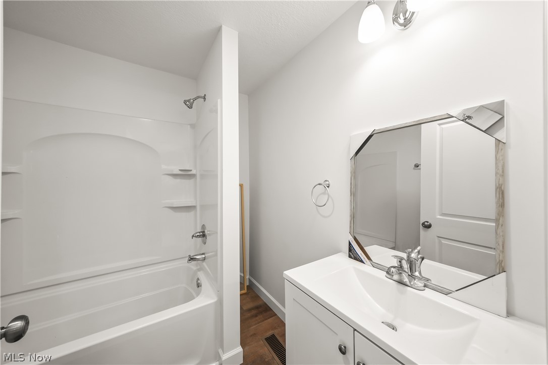 1640 Lockwood Road Barberton, OH 44203 - Photo 13 of 23 Gallery Image 13