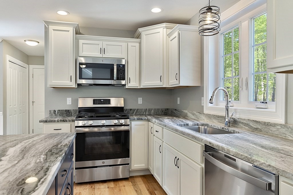 20 Old County Road Ashburnham, MA 01430 - Photo 9 of 29 Gallery Image 9