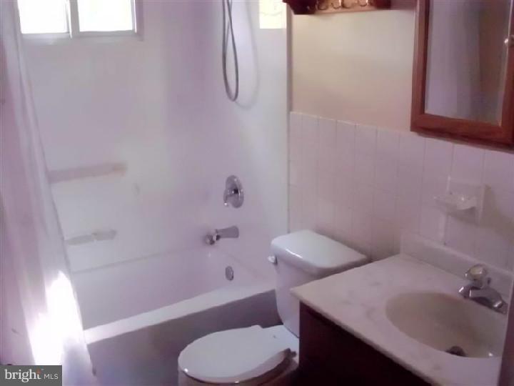 3040 Octagon Avenue Sinking Spring, PA 19608 - Photo 18 of 19 Gallery Image 18