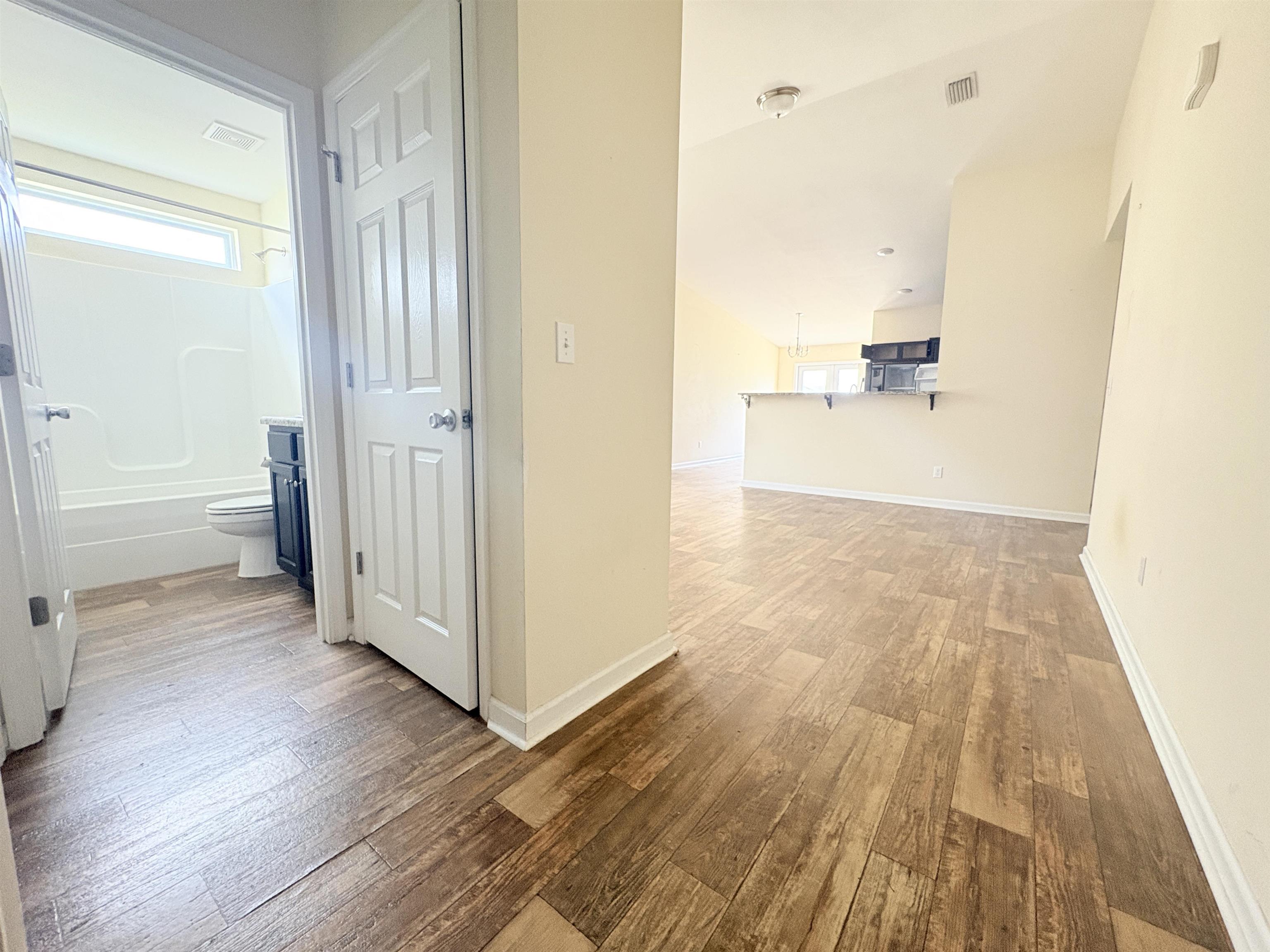 6529 Rivers Bank Way Tallahassee, FL 32303 - Photo 3 of 18