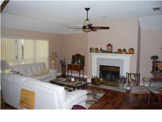 1809 Huntington Road Niceville, FL 32578 - Photo 7 of 28